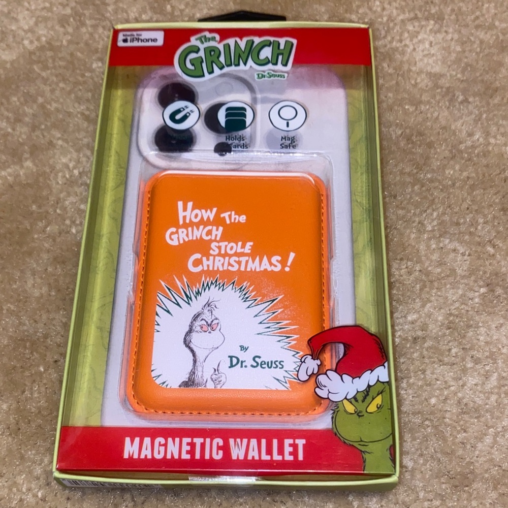 🚨 LAST ONE!!    NWT!! THE GRINCH — MAGNETIC WALLET